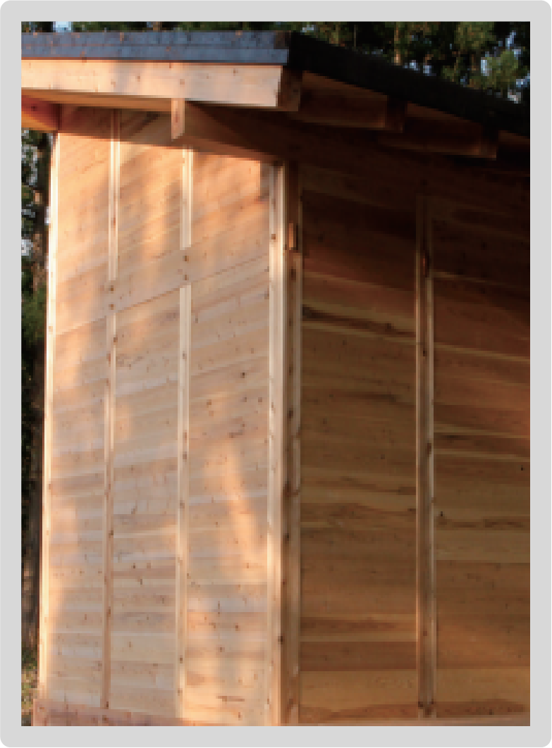 横板張り（外側）